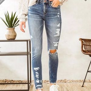 Hudson Mid-Rise Ankle Skinny Jean
BRIDGE BY GLY